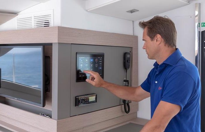 Diadem | Fountaine Pajot Elba 45 photo 8