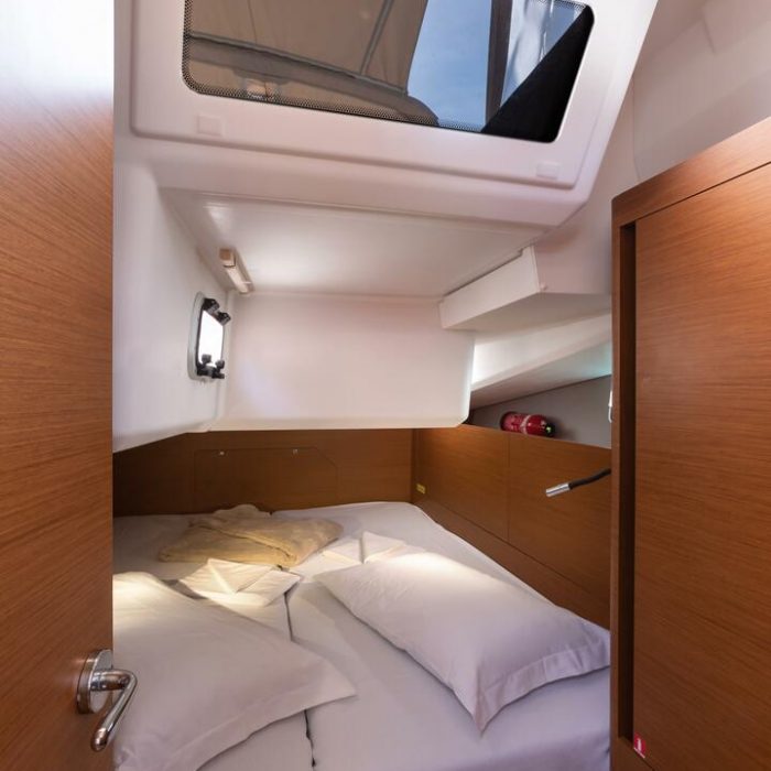 Vittoria - Standard line | Sun Odyssey 440 photo 17