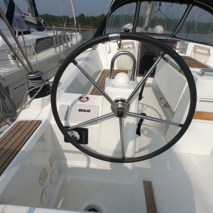 Abeona | Oceanis 35.1 photo 6