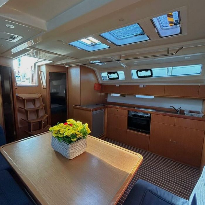 Leonidas II | Bavaria Cruiser 46 photo 6 Leonidas II | Bavaria Cruiser 46 photo 6