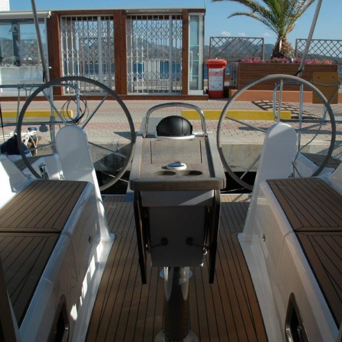 Merak | Bavaria Cruiser 34 photo 4