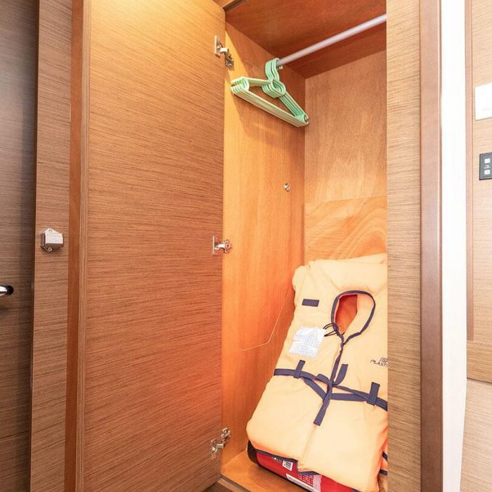 POSEIDON 2021 (air condition, generator) | Lagoon 42 photo 10