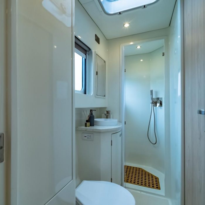 Electric E-Motion | Island Spirit 525E photo 38