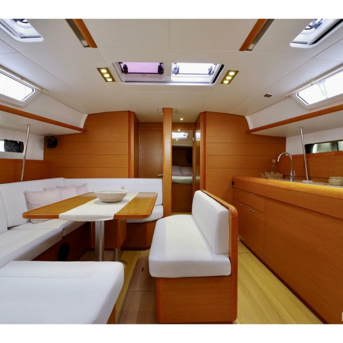 Idra - Solar Panel | Sun Odyssey 469 photo 11