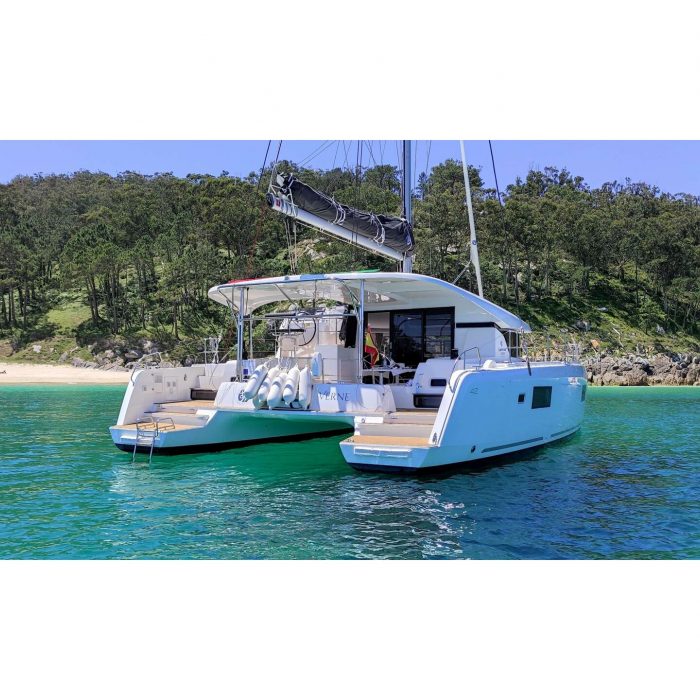 Verne | Lagoon 42 photo 3