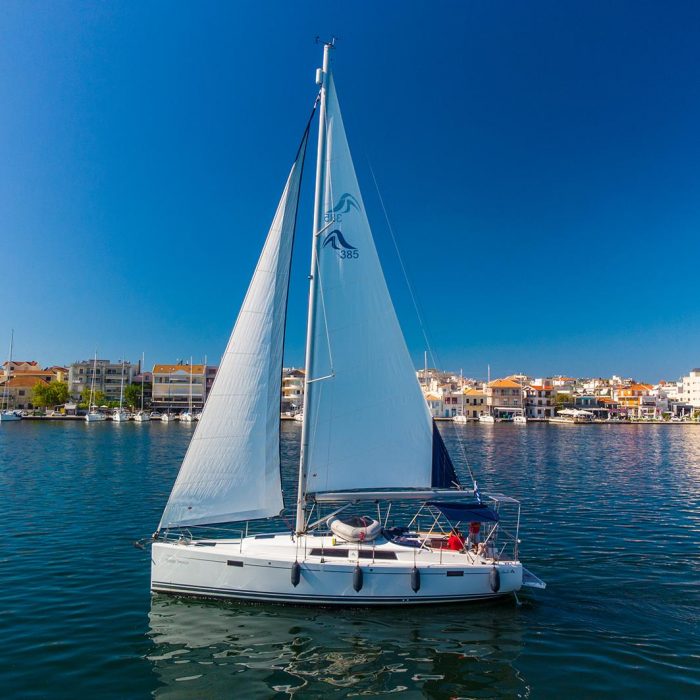 Happy Impuls | Hanse 385 photo 3