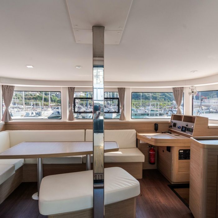 Sirius - Comfort Line | Lagoon 42 photo 9