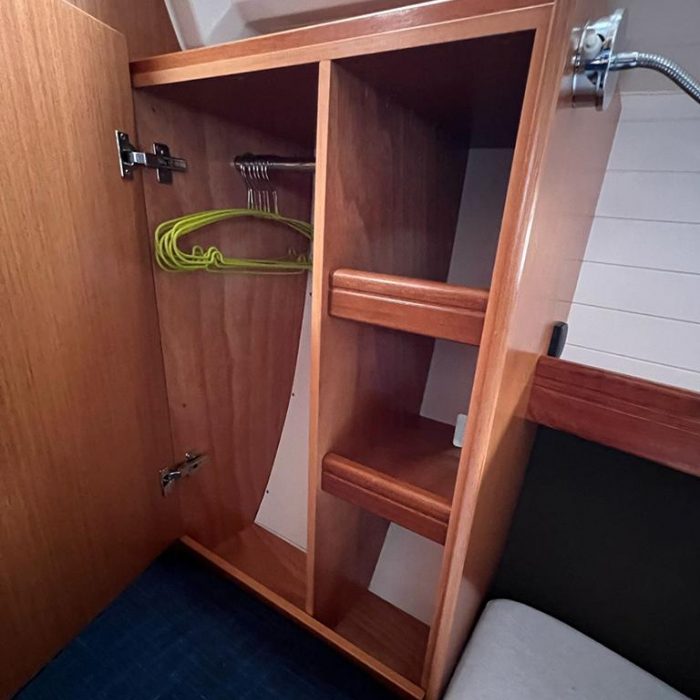 Bura | Bavaria Cruiser 37 photo 32
