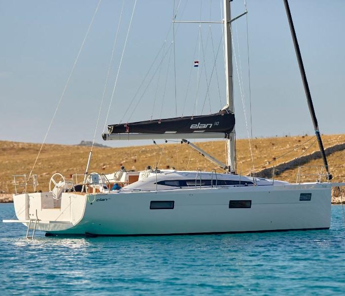 OLLIE new 2024 (air condition, cross-cut dacron sails) | Elan Impression 45 photo 1