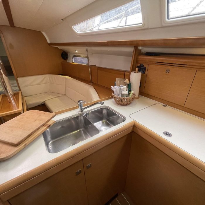 Agatha | Sun Odyssey 36i photo 26