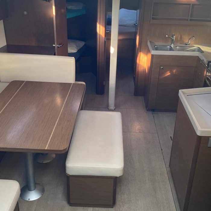 JEAN BART III | Oceanis 40.1 photo 6