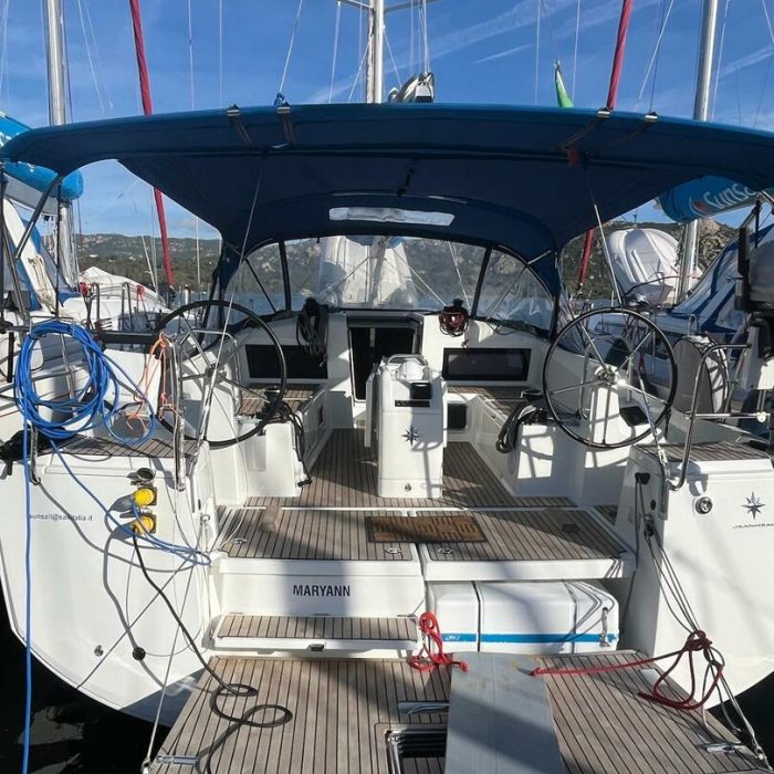 Maryann | Sun Odyssey 440 photo 2