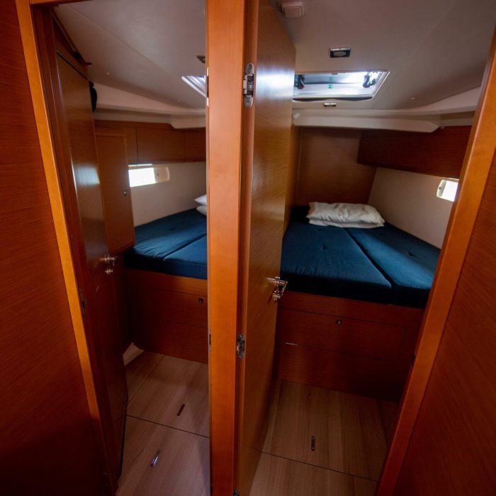 Giovanna | Sun Odyssey 519 photo 8