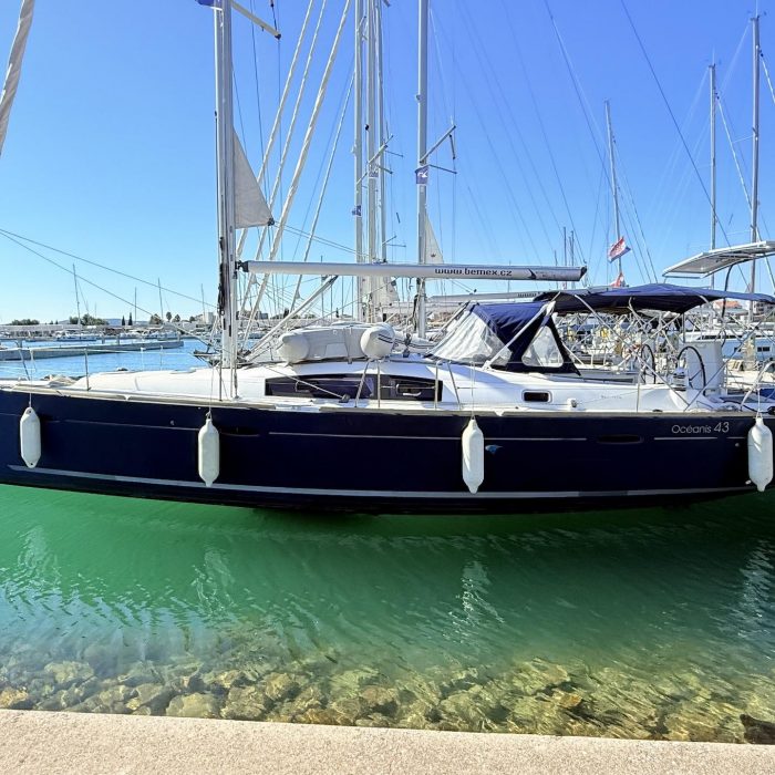 Valdeker II | Oceanis 43 photo 4