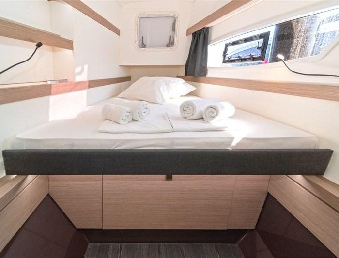 Vetrohod | Fountaine Pajot Isla 40 photo 5