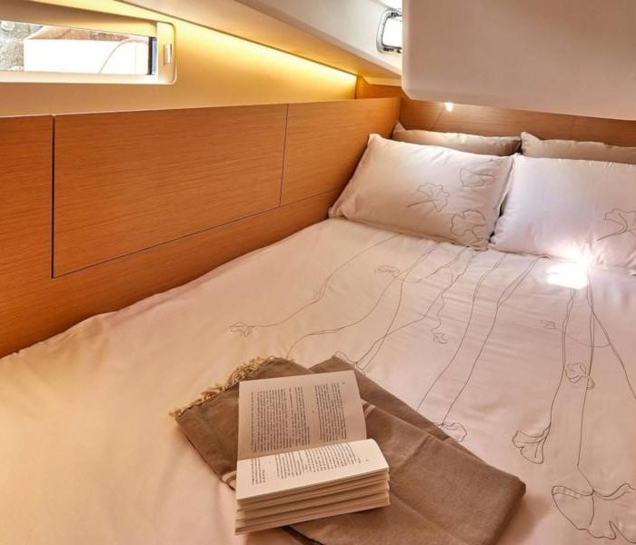 Chimera | Sun Odyssey 410 photo 13 Chimera | Sun Odyssey 410 photo 13
