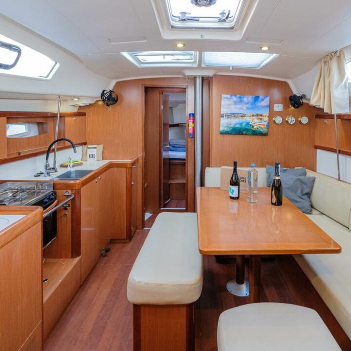 Belamour | Oceanis 43 photo 17