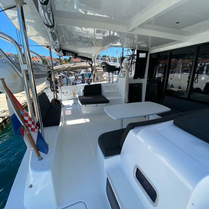 Hanselli | Lagoon 42 photo 4
