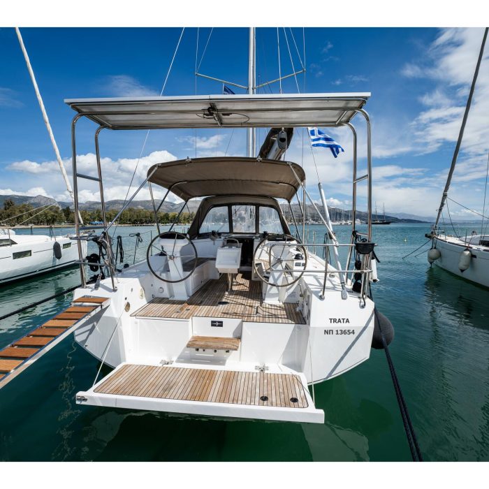 Trata | Bavaria C38 photo 7