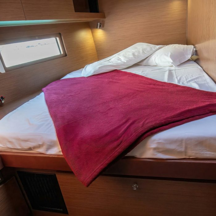 Hybris - Standard Line | Oceanis 51.1 photo 20