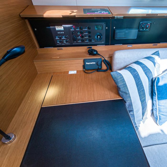 Elise af Sweden | Sun Odyssey 519 - 5 cab. photo 19