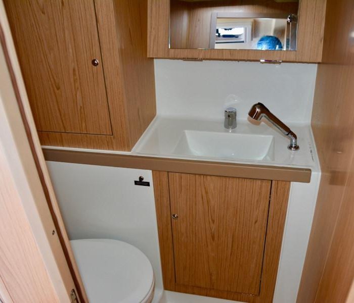 Honey | Oceanis 41.1 photo 9