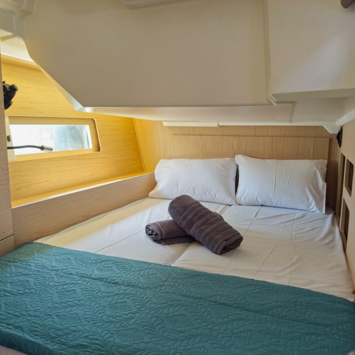 Sail Away (Refit 2025 - A/C - Electric Heads) | Oceanis 46.1 photo 24
