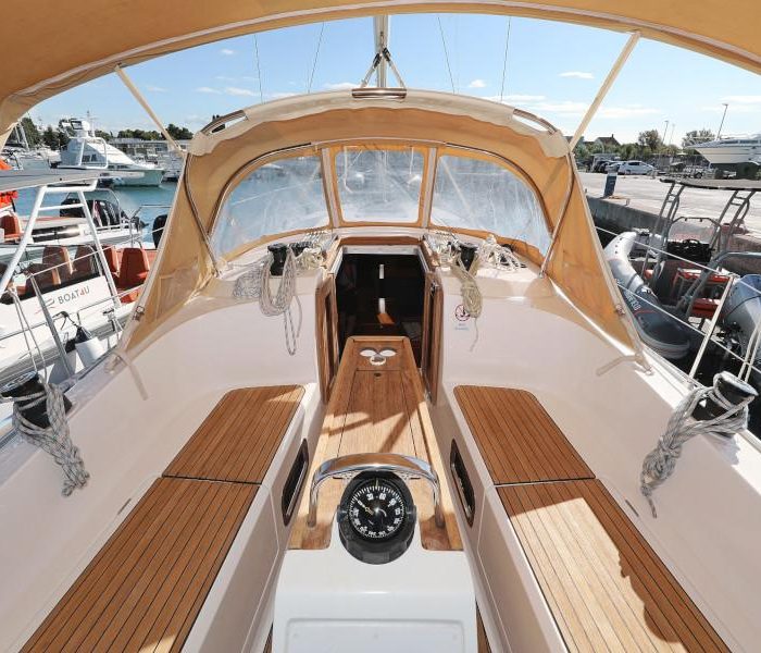 Lupe | Bavaria Cruiser 37 photo 12