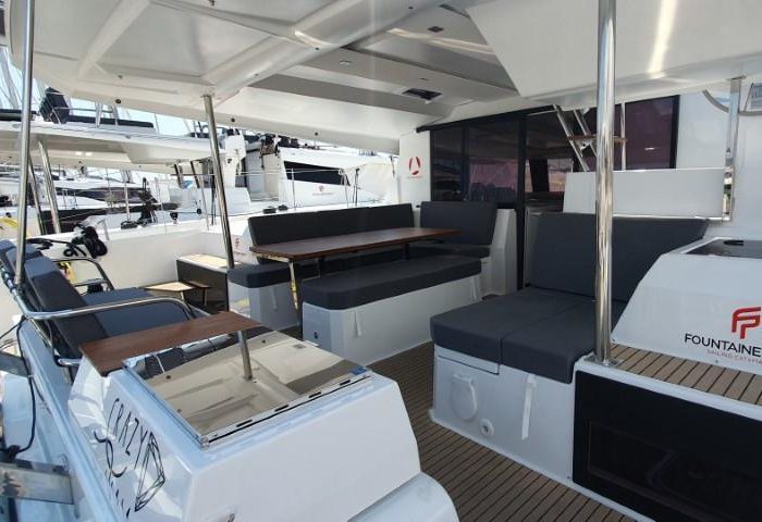 Crazy Diamond | Fountaine Pajot Astrea 42 photo 8