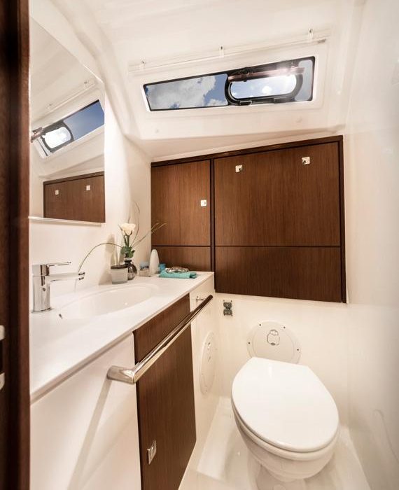 Lyra | Bavaria Cruiser 46 Style photo 6