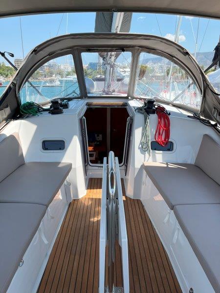 Ethra | Sun Odyssey 380 photo 2