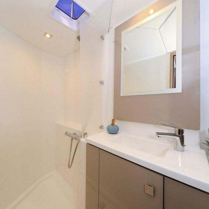 Felicitas II | Fountaine Pajot LUCIA 40 photo 31