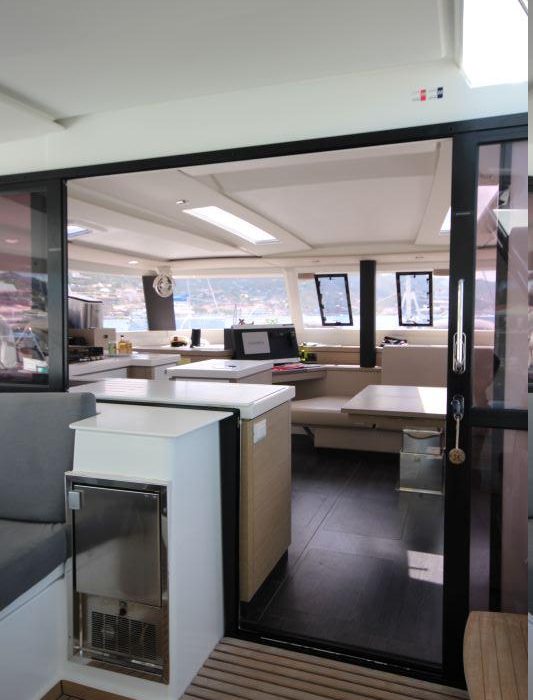 La Belle Vie | Fountaine Pajot Saona 47 - 5 cab. photo 14