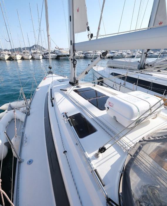 Crush | Bavaria Cruiser 37 photo 1