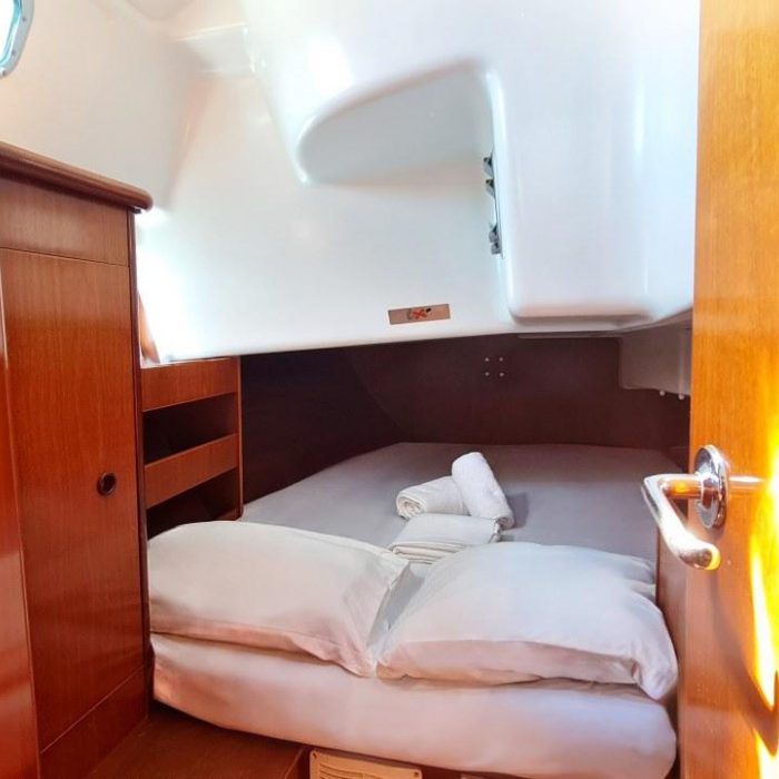 Erika | Oceanis Clipper 411 photo 16