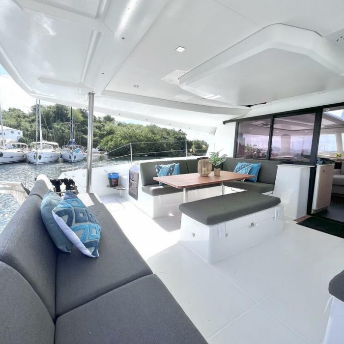 Blue Vibes | Fountaine Pajot Tanna 47 photo 7