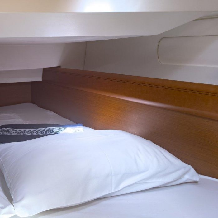 Anerada | Sun Odyssey 419 - 3 cab. photo 14