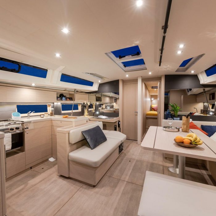 Moorings 52.4 Club | Sun Odyssey 52.2 photo 4