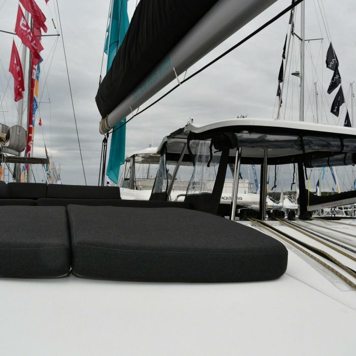 Bonnie | Lagoon 43 photo 7
