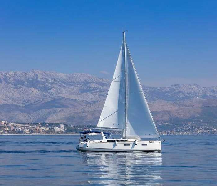 ANIMA MARIS 2 | Oceanis 38.1 photo 4