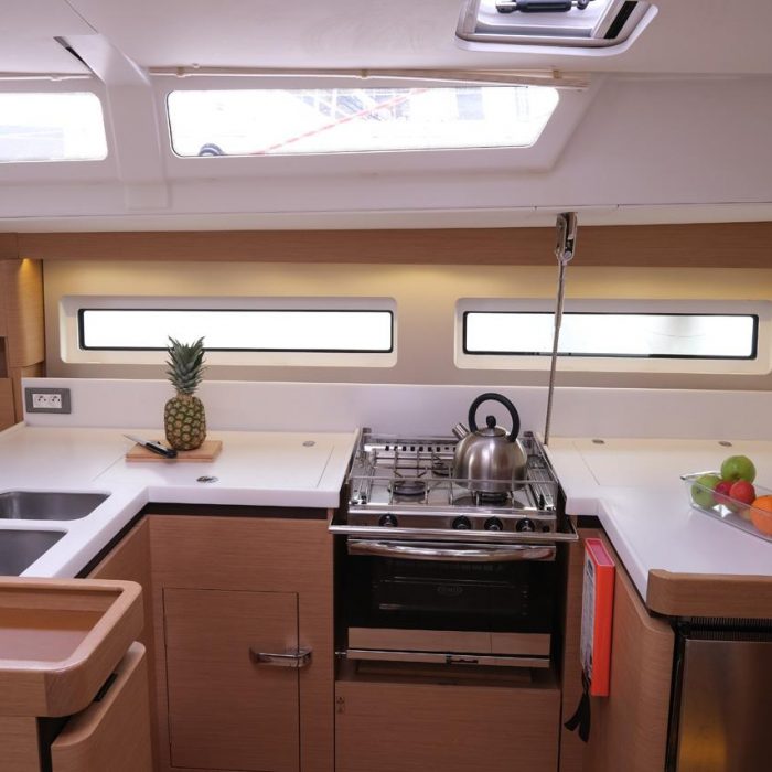 La Vita e Bella | Sun Odyssey 490 photo 13