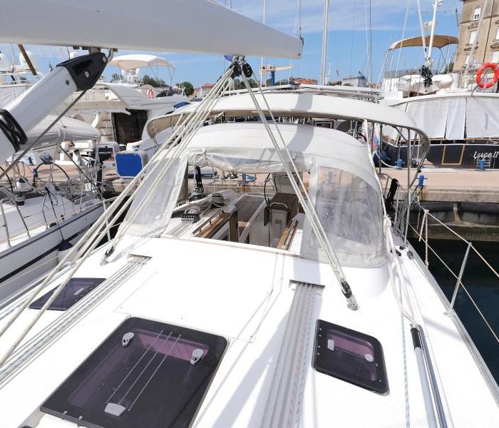 Petra M | Bavaria 36 Cruiser photo 3