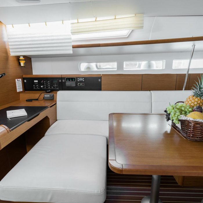 Maryalis | Sun Odyssey 519 photo 26