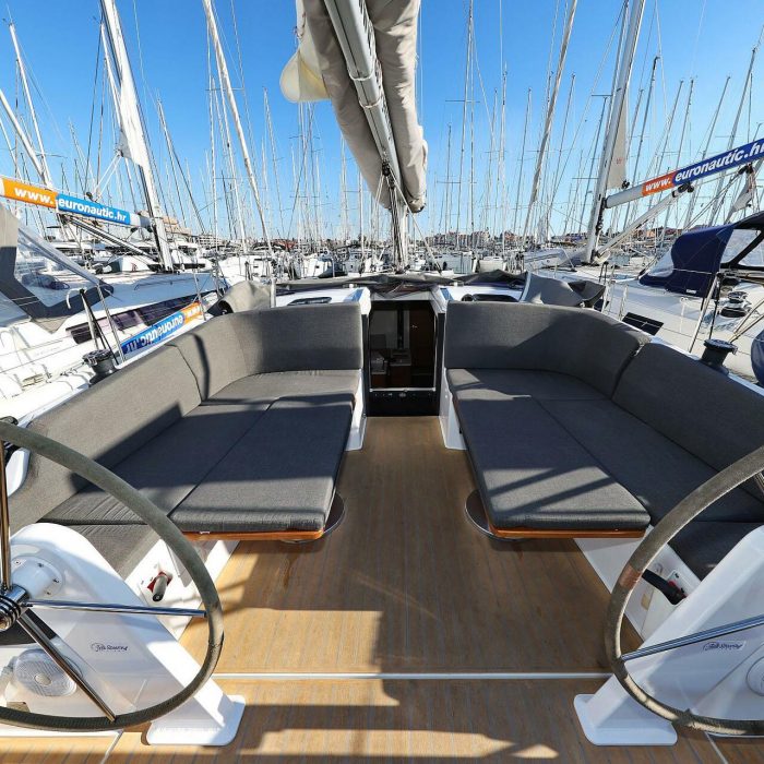 Bela | Hanse 410 photo 5