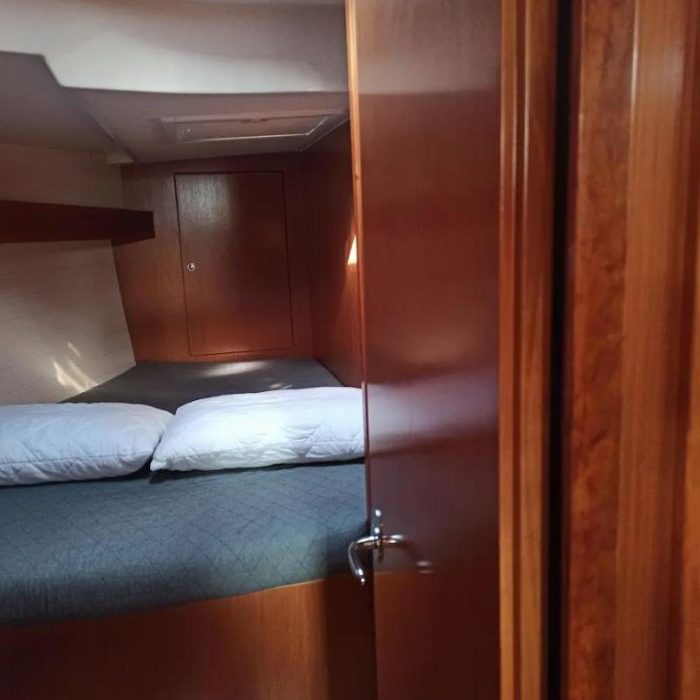 Saffron | Bavaria Cruiser 45 photo 5
