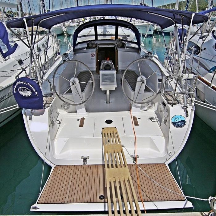Rebecca | Bavaria Cruiser 41 photo 4