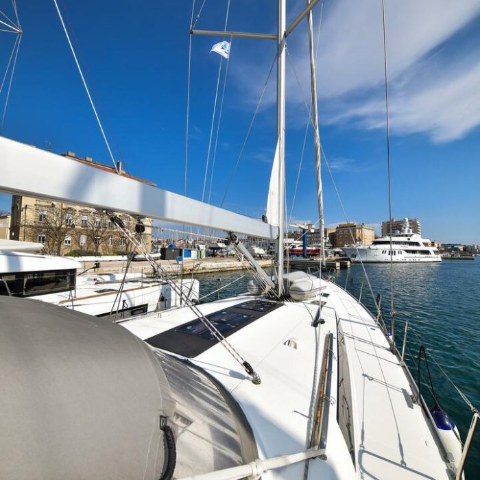 FAT BOY | Bavaria Cruiser 56 photo 14