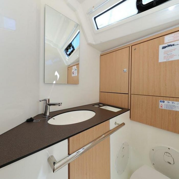 Cara | Bavaria Cruiser 46 photo 17