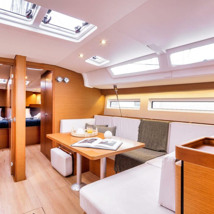 MARE MIA | Sun Odyssey 490 photo 4