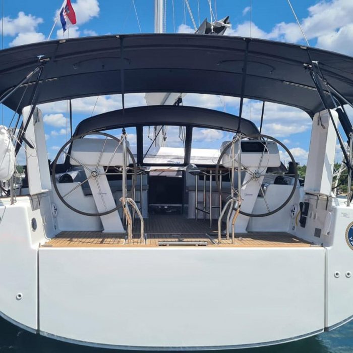 Ladies G | Hanse 508 photo 3